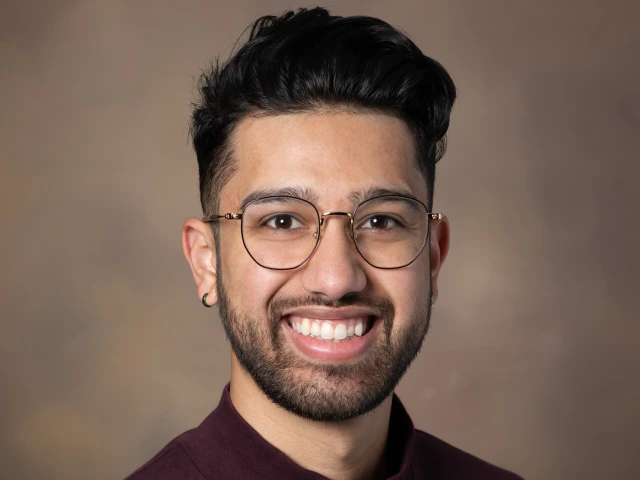 Maisam Jafri headshot 