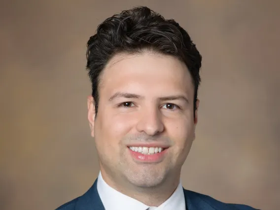 Jose Vasquez headshot 